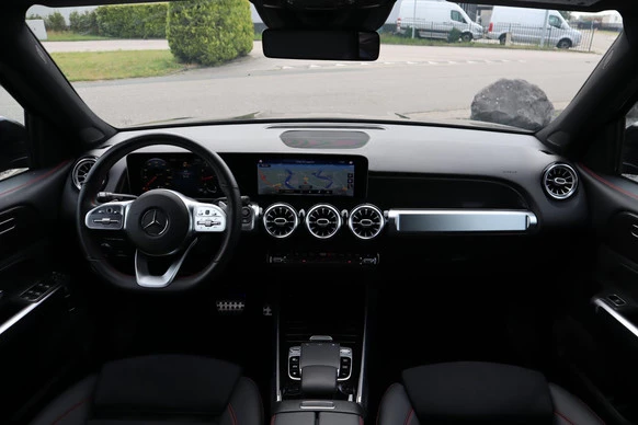 Mercedes-Benz GLB - Afbeelding 17 van 30