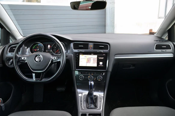 Volkswagen e-Golf - Afbeelding 7 van 19