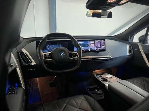 BMW iX - Afbeelding 11 van 30