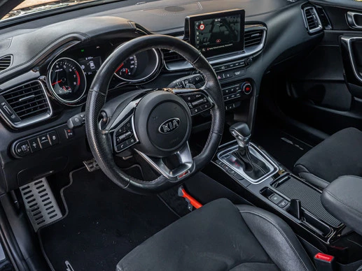 Kia Ceed - Afbeelding 18 van 30