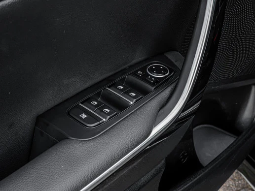 Kia Ceed - Afbeelding 28 van 30