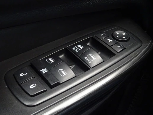 Jeep Cherokee - Afbeelding 22 van 30
