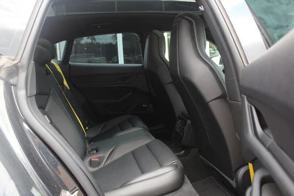 Porsche Taycan - Afbeelding 13 van 30
