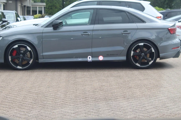 Porsche Taycan - Afbeelding 27 van 30
