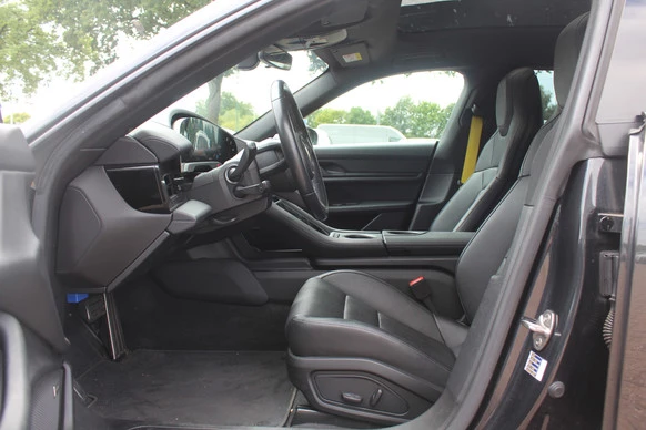 Porsche Taycan - Afbeelding 11 van 30