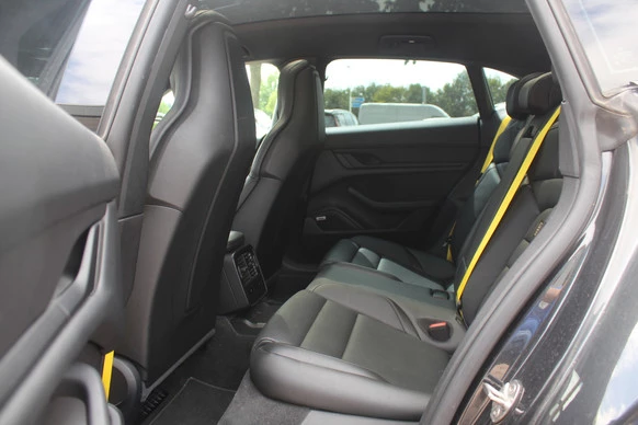 Porsche Taycan - Afbeelding 12 van 30