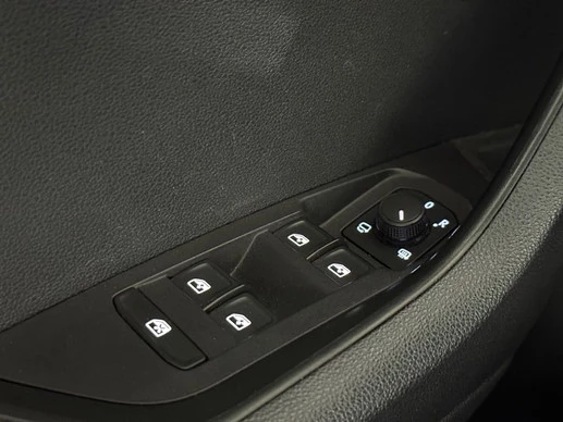 Škoda Karoq - Afbeelding 23 van 30