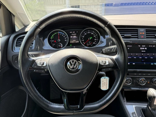 Volkswagen e-Golf - Afbeelding 19 van 30