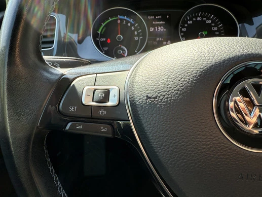 Volkswagen e-Golf - Afbeelding 20 van 30