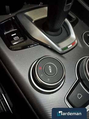 Alfa Romeo Giulia - Afbeelding 13 van 30