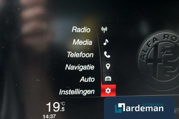 Alfa Romeo Giulia - Afbeelding 15 van 30