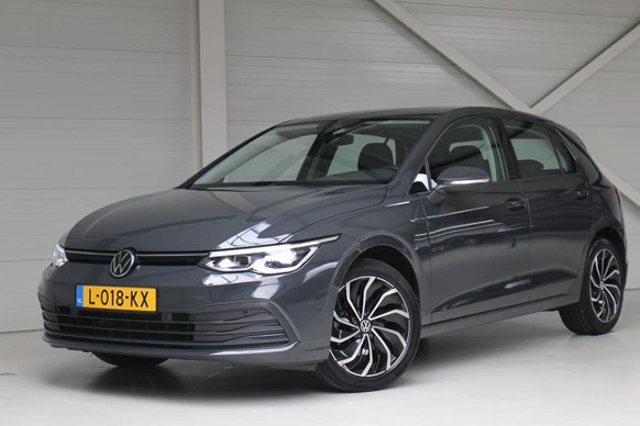 Volkswagen Golf - Afbeelding 1 van 19