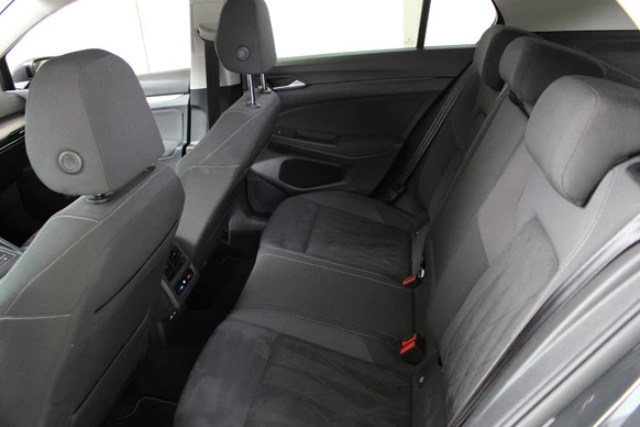 Volkswagen Golf - Afbeelding 8 van 19