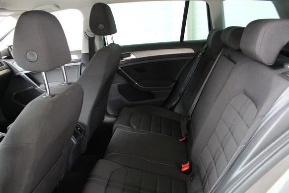 Volkswagen Golf - Afbeelding 9 van 22