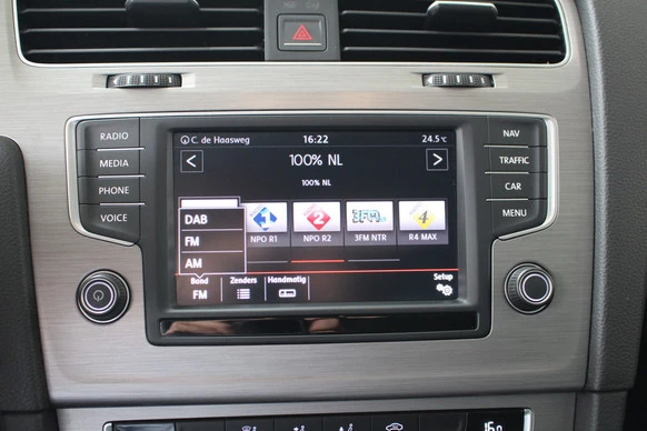 Volkswagen Golf - Afbeelding 16 van 22