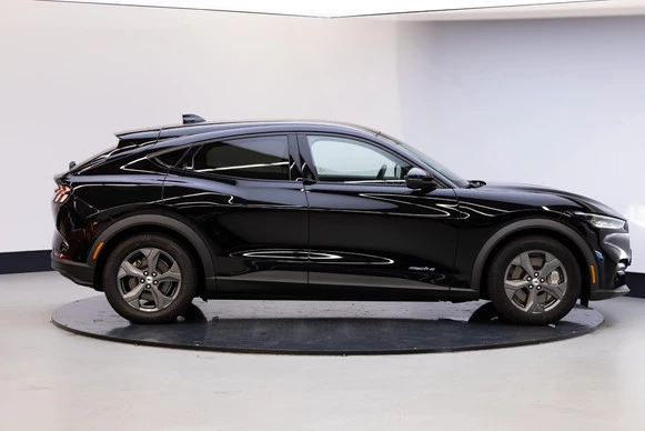 Ford Mustang Mach-E - Afbeelding 23 van 27
