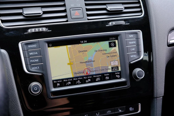 Volkswagen Golf - Afbeelding 15 van 30