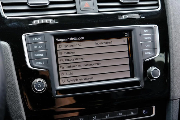 Volkswagen Golf - Afbeelding 17 van 30