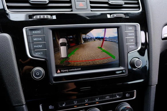 Volkswagen Golf - Afbeelding 18 van 30