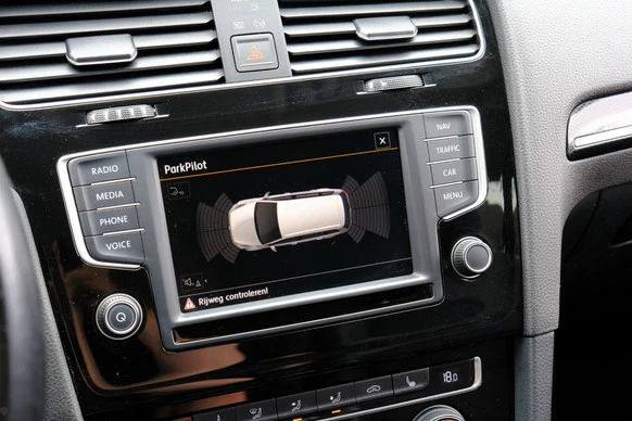 Volkswagen Golf - Afbeelding 20 van 30