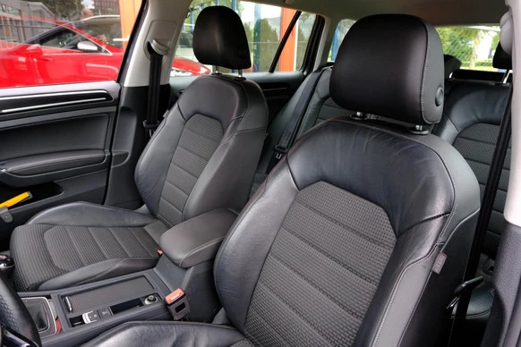 Volkswagen Golf - Afbeelding 27 van 30