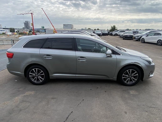 Toyota Avensis - Afbeelding 13 van 30