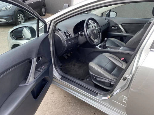 Toyota Avensis - Afbeelding 16 van 30