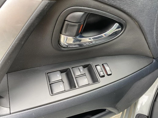Toyota Avensis - Afbeelding 24 van 30