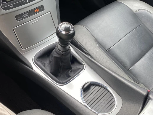 Toyota Avensis - Afbeelding 27 van 30