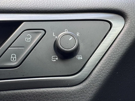 Volkswagen e-Golf - Afbeelding 25 van 30
