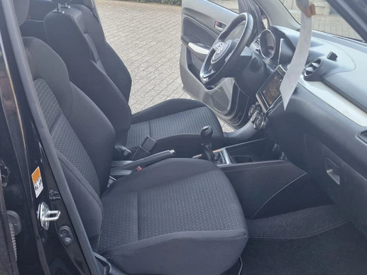 Suzuki Swift - Afbeelding 17 van 28