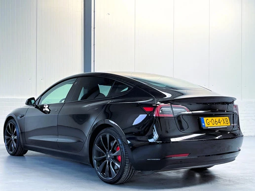 Tesla Model 3 - Afbeelding 3 van 30