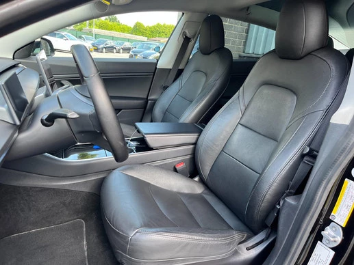 Tesla Model 3 - Afbeelding 11 van 30