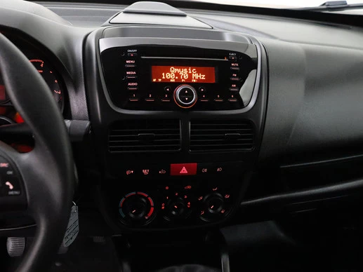 Opel Combo - Afbeelding 16 van 20