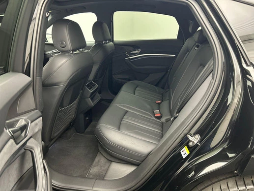 Audi Q8 Sportback e-tron - Afbeelding 11 van 30