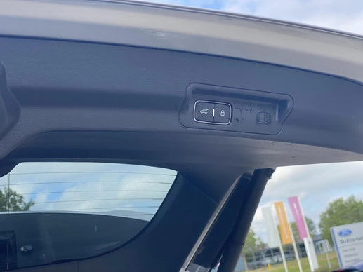 Ford Explorer - Afbeelding 20 van 30