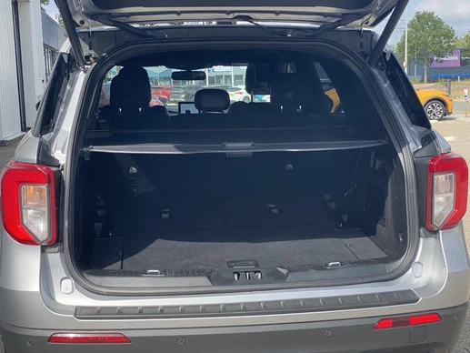 Ford Explorer - Afbeelding 24 van 30