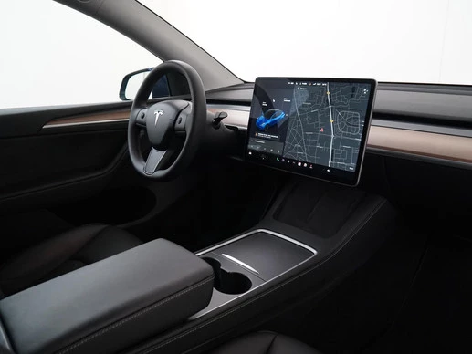 Tesla Model Y - Afbeelding 2 van 30