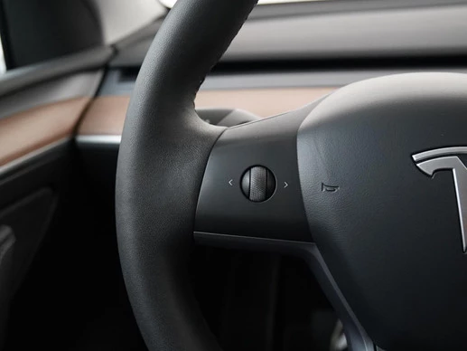 Tesla Model Y - Afbeelding 7 van 30