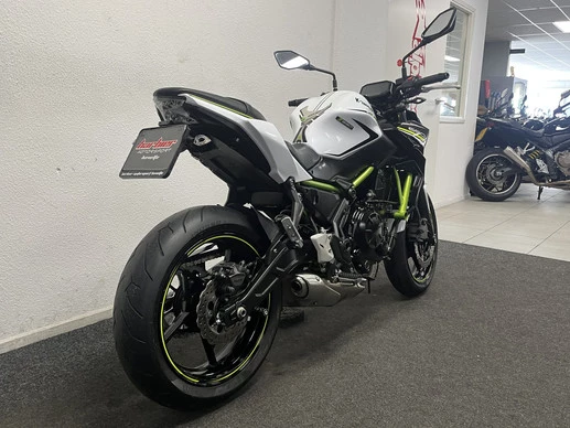 Kawasaki Z650 - Afbeelding 11 van 22