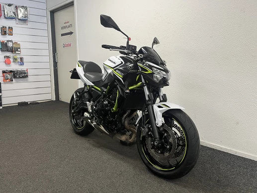 Kawasaki Z650 - Afbeelding 12 van 22