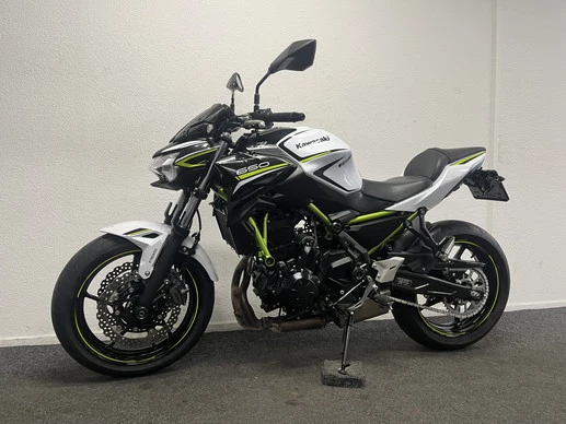 Kawasaki Z650 - Afbeelding 14 van 22