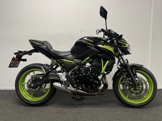 Kawasaki Z650 - Afbeelding 1 van 22