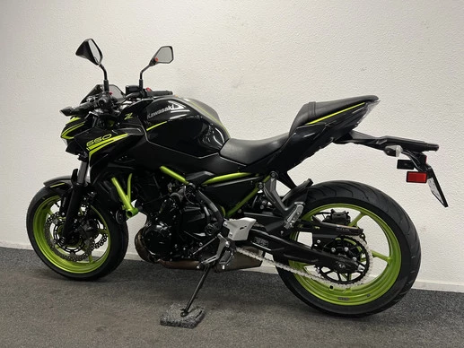 Kawasaki Z650 - Afbeelding 15 van 22