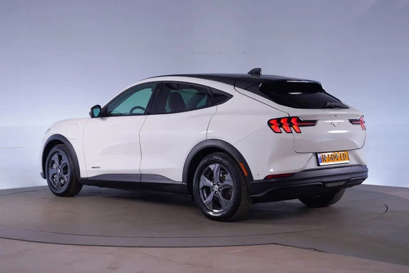 Ford Mustang Mach-E - Afbeelding 4 van 30