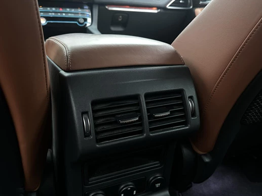 Jaguar F-PACE - Afbeelding 20 van 30
