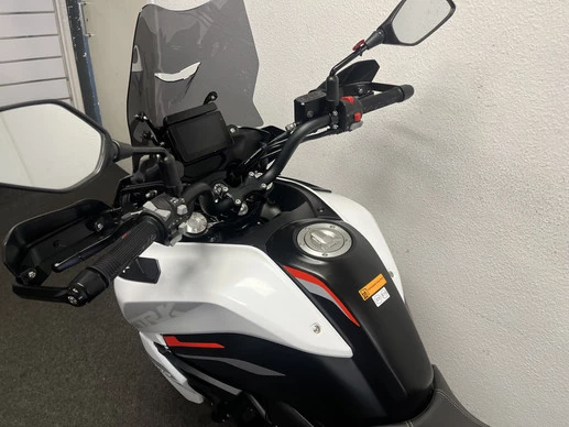 Benelli TRK - Afbeelding 19 van 22