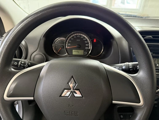 Mitsubishi Space Star - Afbeelding 11 van 17