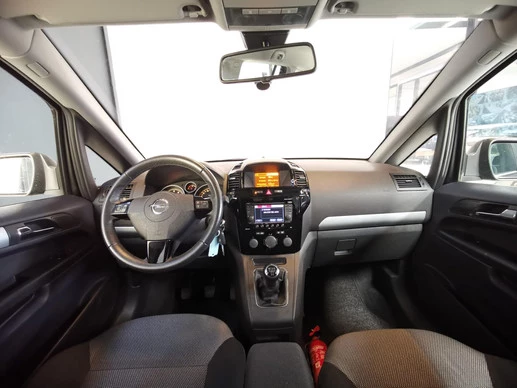 Opel Zafira - Afbeelding 9 van 19