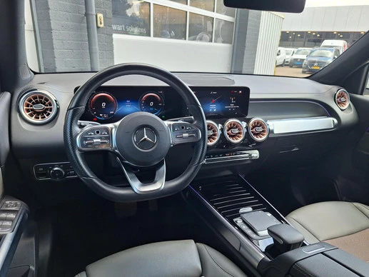 Mercedes-Benz EQB - Afbeelding 8 van 30
